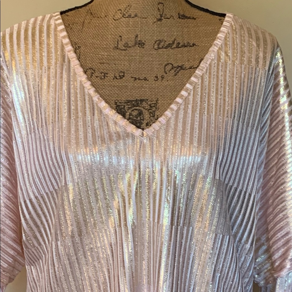 HOST PICK! LAST ONE! Fun plus top-New! - Picture 2 of 5